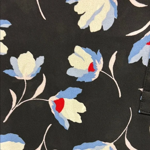 Talbots White and Blue Sleeveless Blouse - Picture 3 of 5